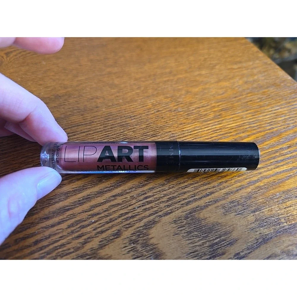 Rimmel LIP ART,‎ 050 Ritzy Rose 0.7oz